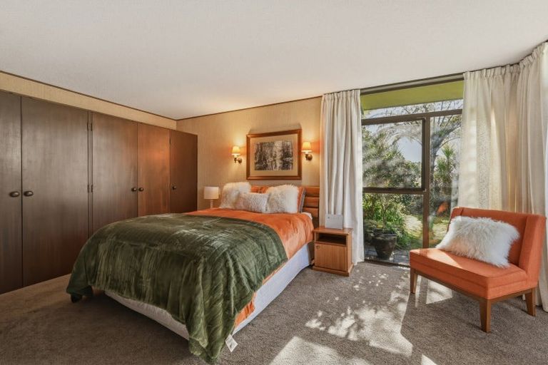Photo of property in 2 Exeter Place, Tihiotonga, Rotorua, 3015