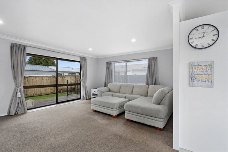 Photo of property in 33b Doncaster Drive, Papamoa Beach, Papamoa, 3118