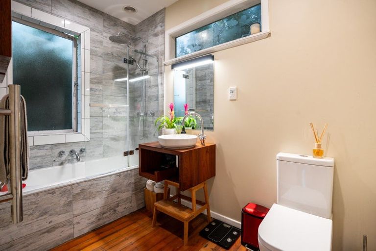 Photo of property in 25 Prospect Terrace, Johnsonville, Wellington, 6037