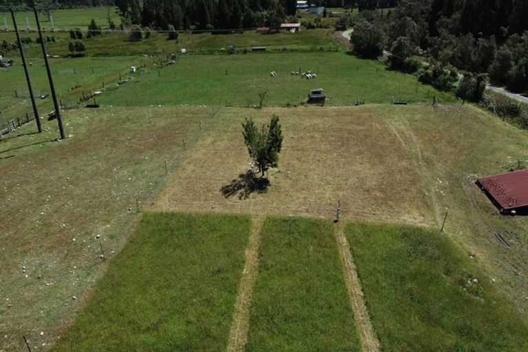 Photo of property in 122 Powerhouse Road, Fairdown, Westport, 7891