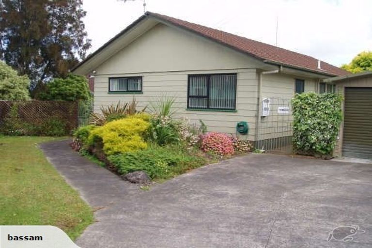 Photo of property in 83 Santiago Crescent, Unsworth Heights, Auckland, 0632