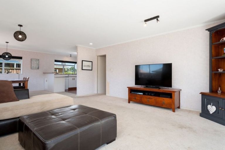 Photo of property in 40a Pacific View Road, Papamoa Beach, Papamoa, 3118