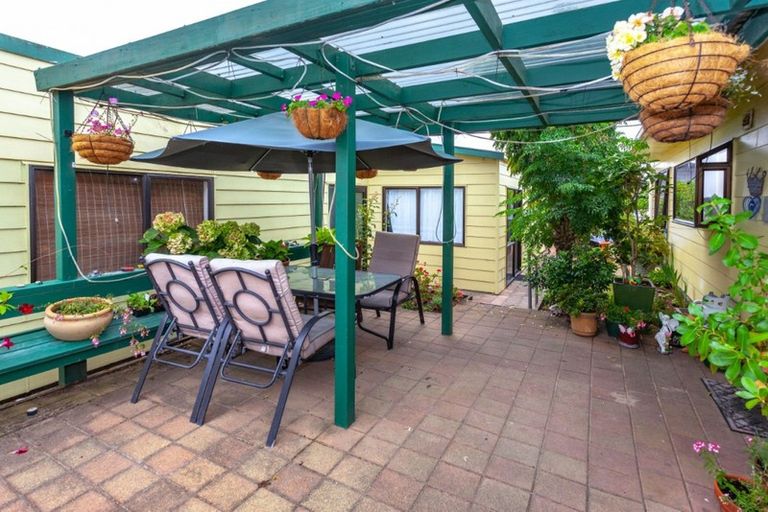 Photo of property in 216 Given Avenue, Whangamata, 3620