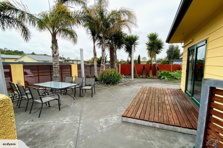 Photo of property in 48 Anderson Road, Taradale, Napier, 4112