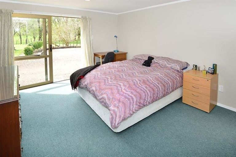 Photo of property in 28 Blackbridge Road, Dairy Flat, Albany, 0794