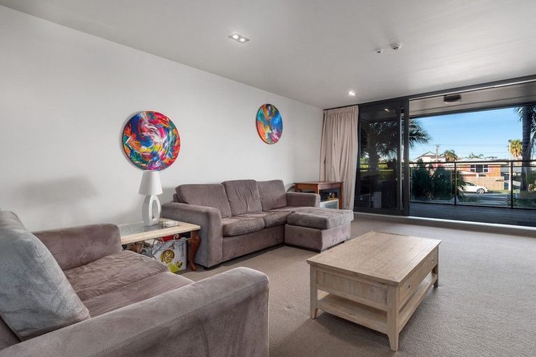 Photo of property in 2-06/424 Maunganui Road, Mount Maunganui, 3116