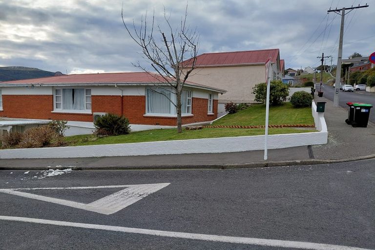 Photo of property in 61 Walton Street, Kaikorai, Dunedin, 9010