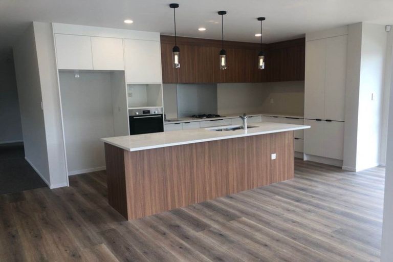 Photo of property in 112 Parkview Drive, Gulf Harbour, Whangaparaoa, 0930