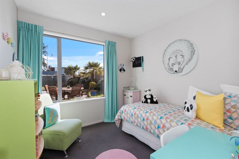 Photo of property in 12 Torrey Pines, Waimairi Beach, Christchurch, 8083