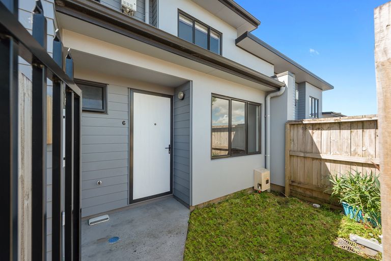 Photo of property in 110b Hillcrest Road, Hillcrest, Hamilton, 3216