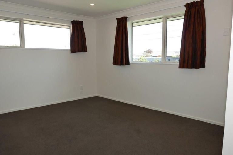 Photo of property in 1/121 Marriotts Road, North New Brighton, Christchurch, 8083