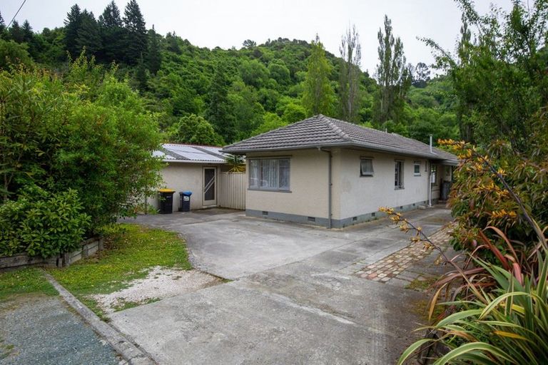 Photo of property in 27 Mill Street, Maitai, Nelson, 7010