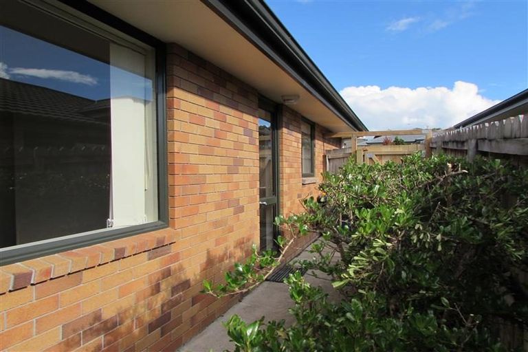 Photo of property in 100 Greenhithe Road, Greenhithe, Auckland, 0632