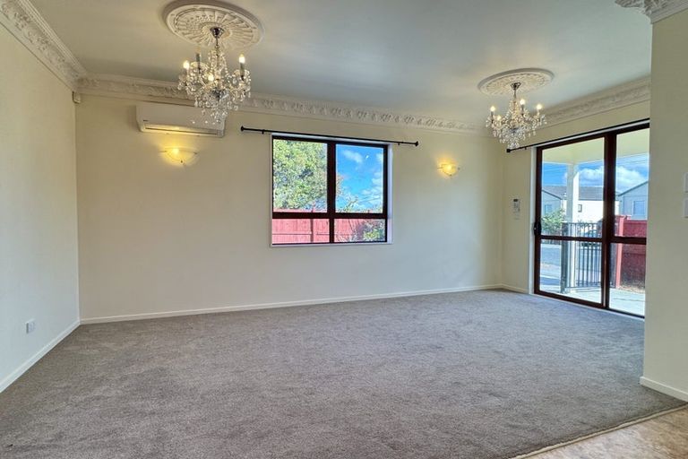 Photo of property in 3/48 Pooks Road, Ranui, Auckland, 0612