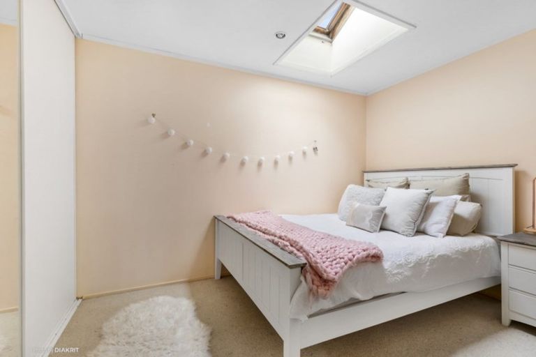 Photo of property in 28/8 Girton Terrace, Mount Cook, Wellington, 6021