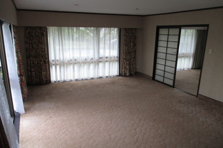 Photo of property in 10 Cecil Place, Cloverlea, Palmerston North, 4412