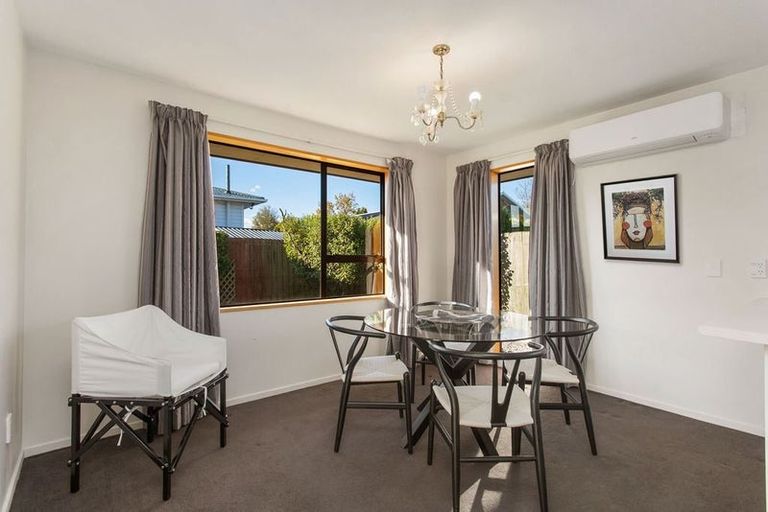 Photo of property in 1/18 Winters Road, Redwood, Christchurch, 8051