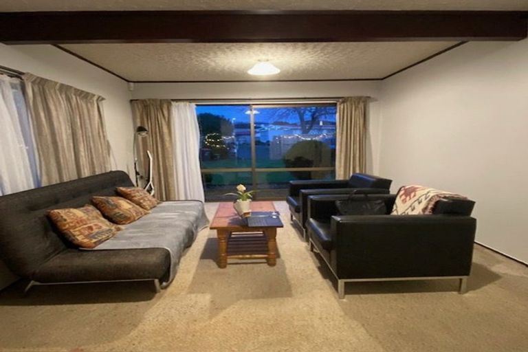 Photo of property in 15 Tangelo Place, Bucklands Beach, Auckland, 2012