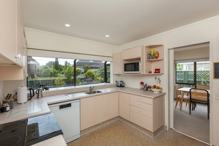 Photo of property in 113 Hillcrest Road, Raumati Beach, Paraparaumu, 5032