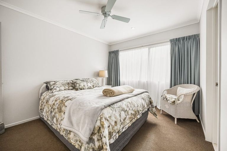 Photo of property in 14 Apollo Place, Snells Beach, 0920