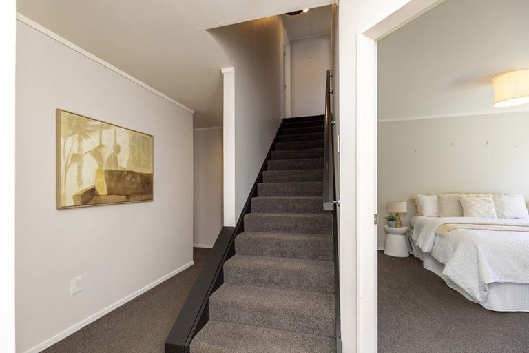 Photo of property in 131 Renown Road, Raumati South, Paraparaumu, 5032