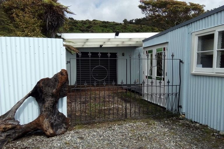 Photo of property in 168 Torea Street, Granity, 7823