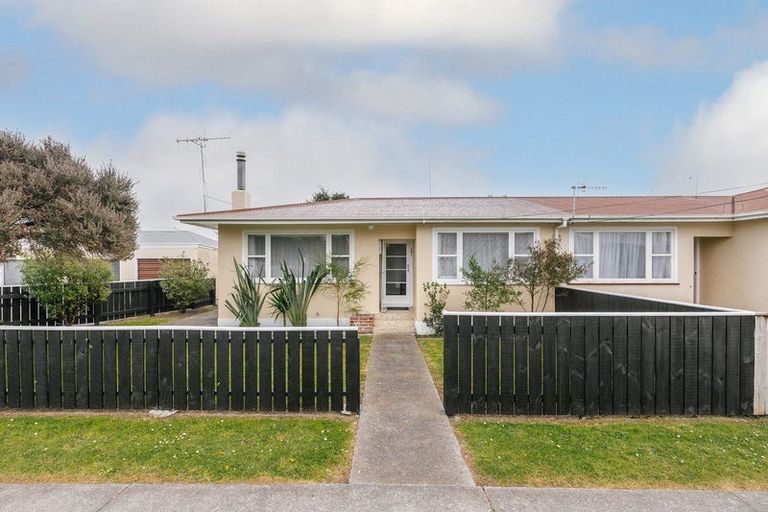 Photo of property in 341 Botanical Road, West End, Palmerston North, 4412