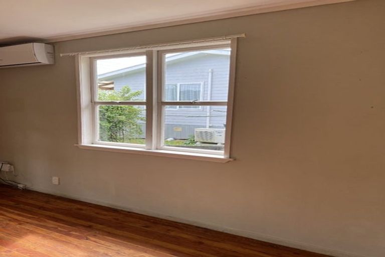 Photo of property in 185b Greenhithe Road, Greenhithe, Auckland, 0632