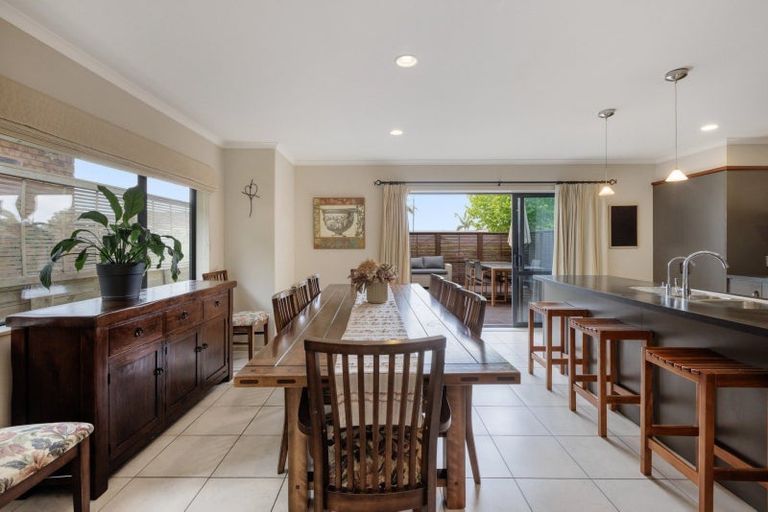 Photo of property in 44 Athfield Drive, Bethlehem, Tauranga, 3110