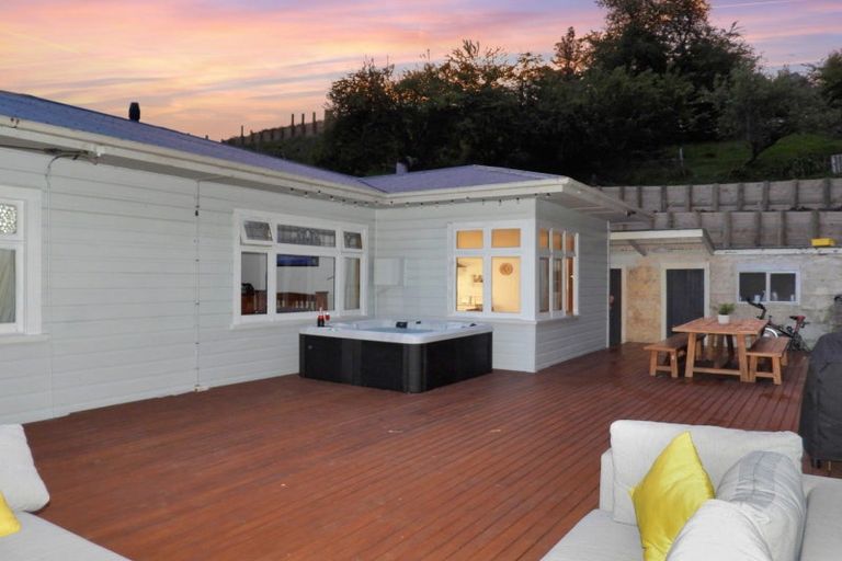 Photo of property in 60 Beach Road, South Hill, Oamaru, 9400