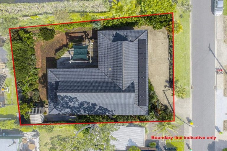 Photo of property in 4 Claude Road, Stanmore Bay, Whangaparaoa, 0932