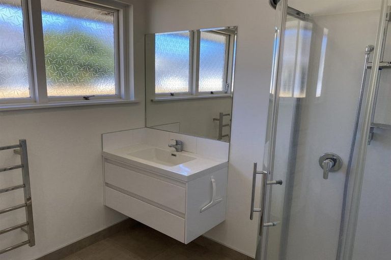 Photo of property in 2/230 Springfield Road, St Albans, Christchurch, 8014