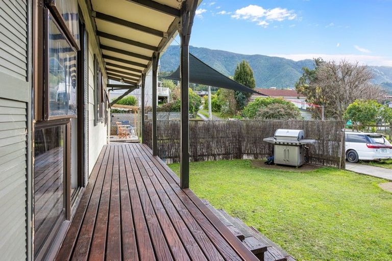 Photo of property in 62a Kent Street, Picton, 7220