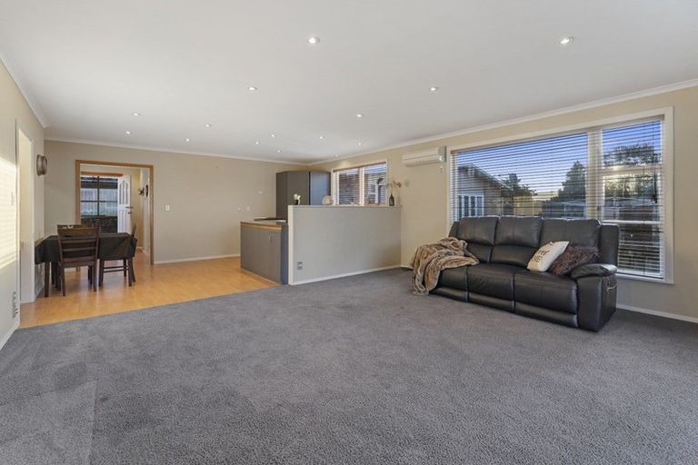 Photo of property in 27 Eatwell Avenue, Paraparaumu Beach, Paraparaumu, 5032