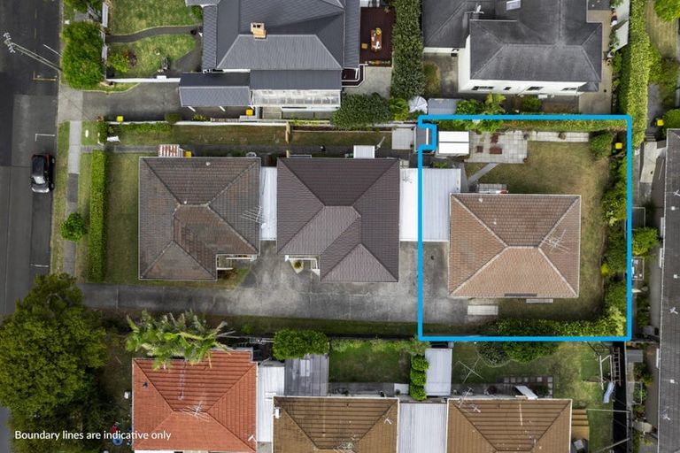 Photo of property in 3/39 Eversleigh Road, Belmont, Auckland, 0622