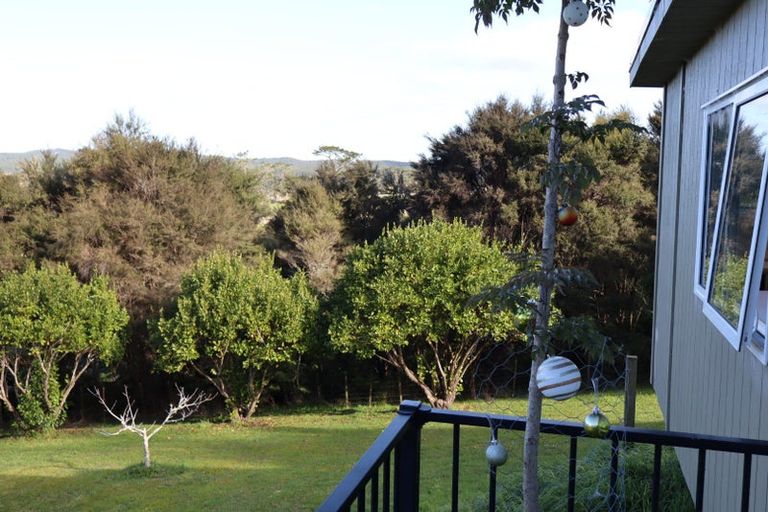 Photo of property in 27 Zanders Road, Helensville, Waimauku, 0882