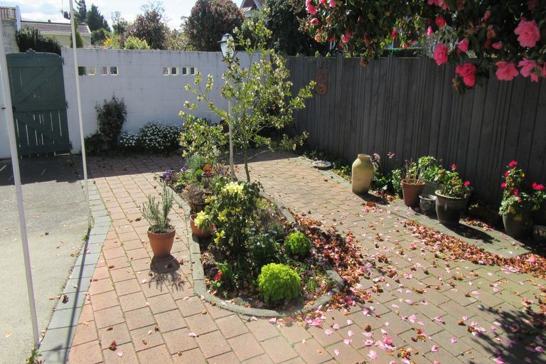 Photo of property in 5a Rugby Street, Waimate, 7924