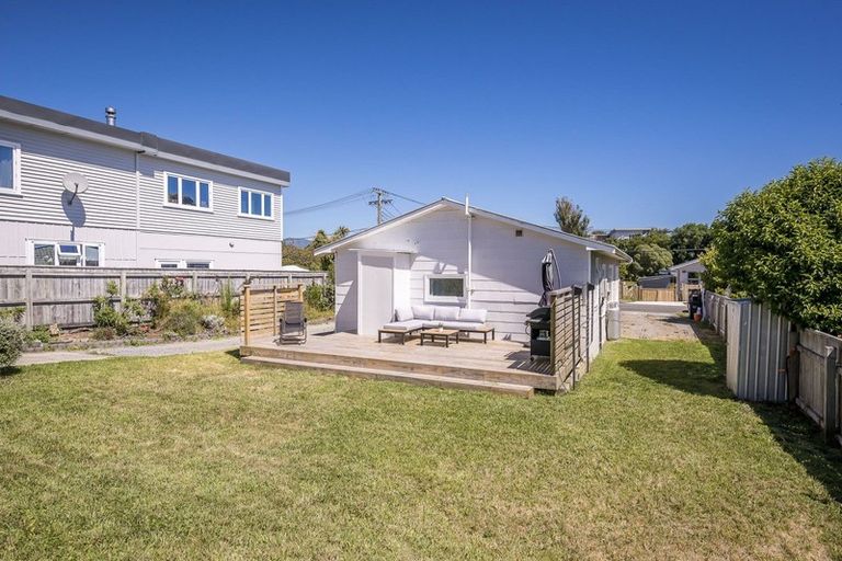Photo of property in 5a Titoki Road, Raumati Beach, Paraparaumu, 5032