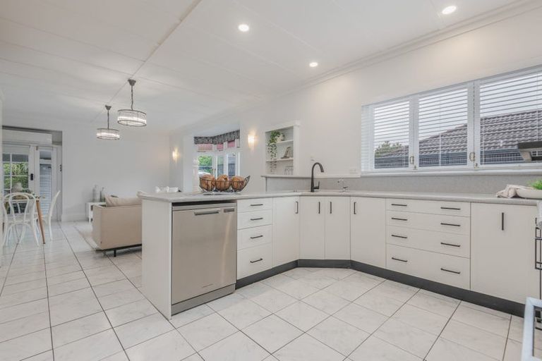Photo of property in 469 College Street, Hokowhitu, Palmerston North, 4410