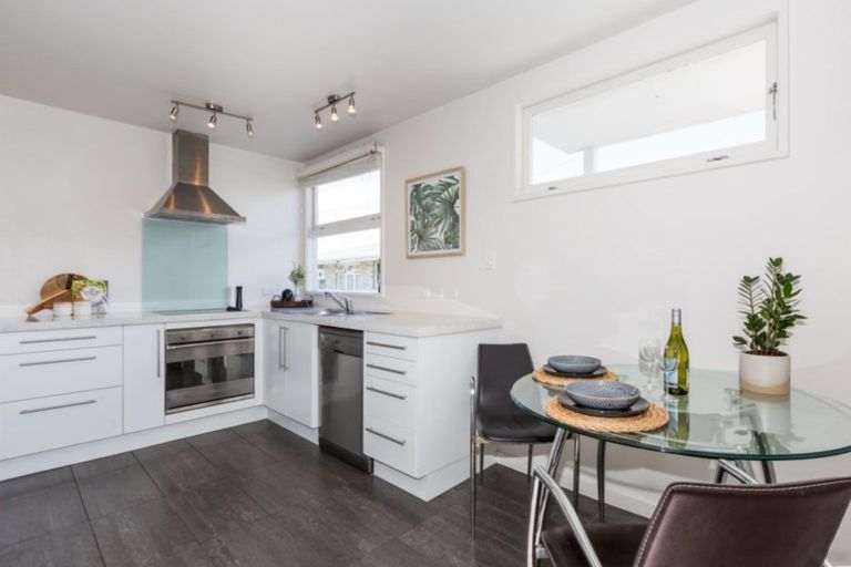 Photo of property in 138d Charles Street, Westshore, Napier, 4110