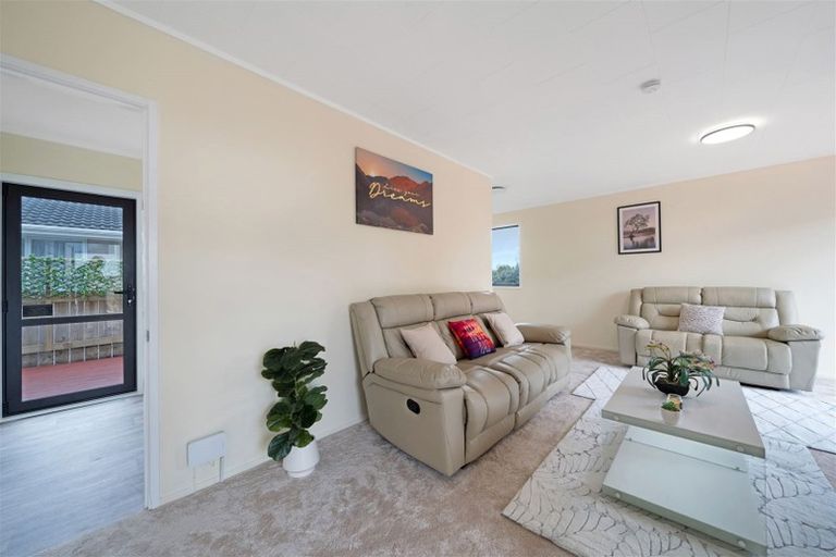 Photo of property in 2a Murillo Place, Henderson, Auckland, 0612