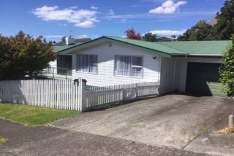 Photo of property in 4 Jonathon Street, Brookfield, Tauranga, 3110