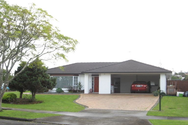 Photo of property in 2 Gairloch Place, Wattle Downs, Auckland, 2103