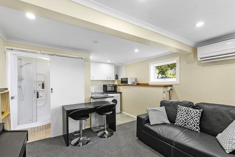 Photo of property in 61b Townsend Road, Miramar, Wellington, 6022