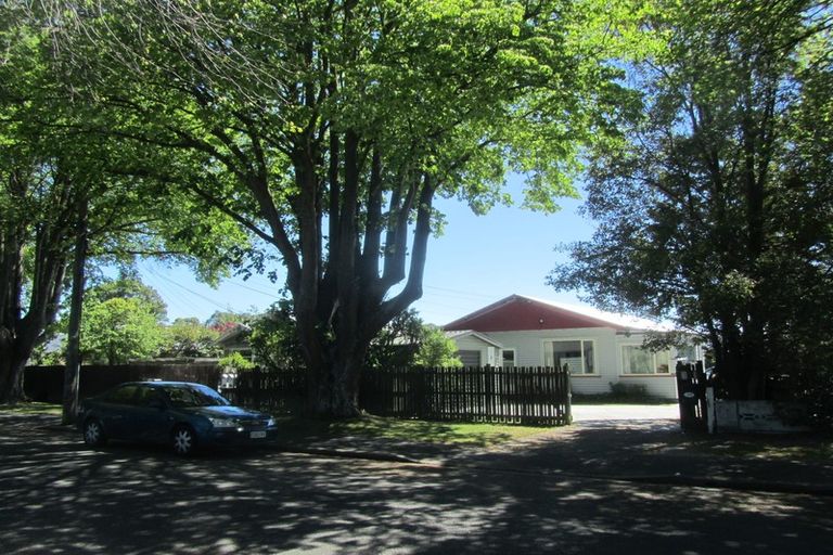 Photo of property in 2/39 Dominion Avenue, Spreydon, Christchurch, 8024