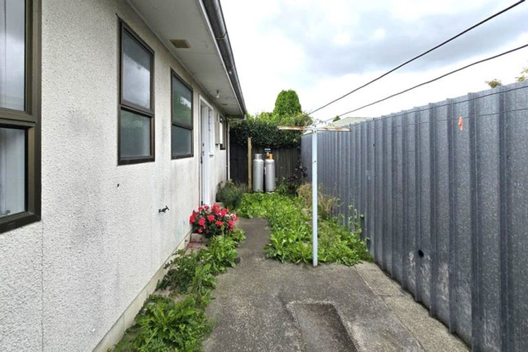 Photo of property in 2/802 Victoria Street, Parkvale, Hastings, 4122