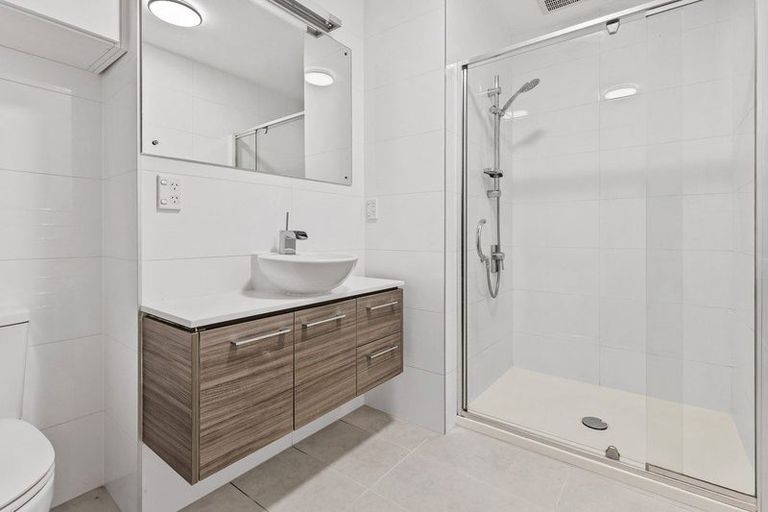 Photo of property in 29 Landmark Terrace, Orewa, 0931