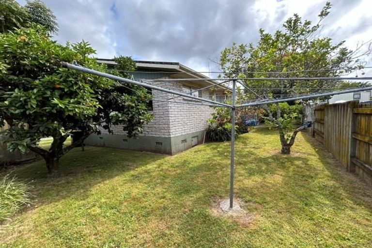 Photo of property in 121a Otumoetai Road, Brookfield, Tauranga, 3110