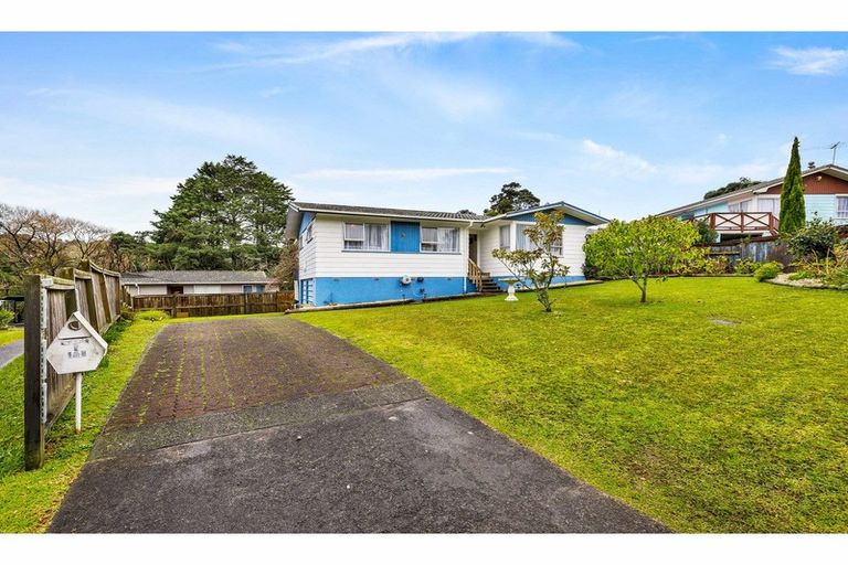Photo of property in 23 Contessa Drive, Glenfield, Auckland, 0629