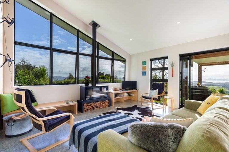 Photo of property in 3 Carters Road West, Mangawhai, 0975